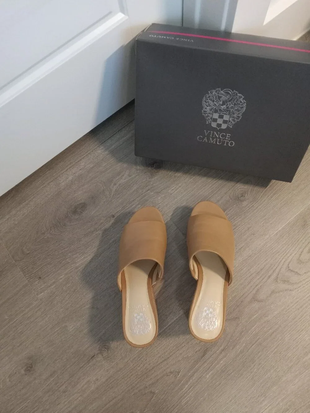 Vince Camuto Gadgen Wedge Sandal, Spiced Sand, Size 7½ M, Worn Once, Like New